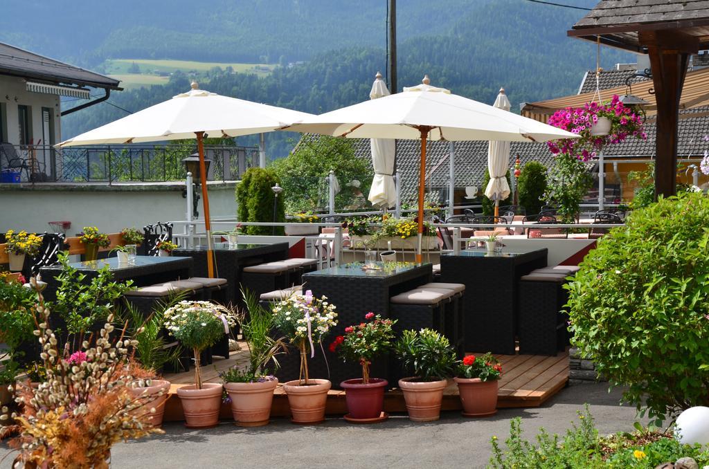 Gasthof Zur Schmiede Berg im Drautal Exterior foto